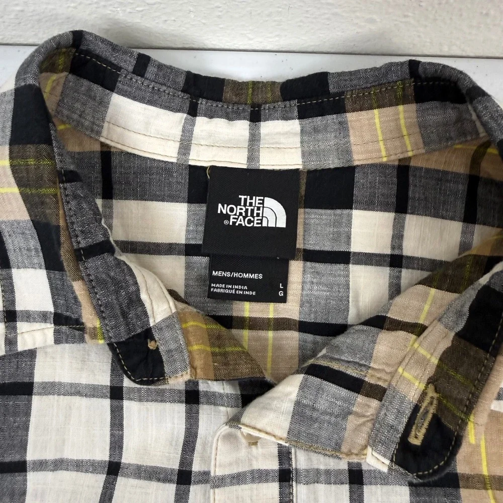 The North Face Mens Plaid Short Sleeve Button Down Shirt Black Yellow‎ Large